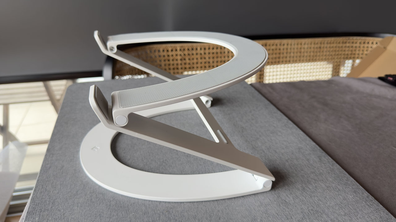 Curve Flex Laptop Stand Side Angle