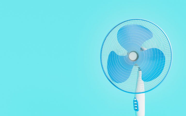 How Does a Pedestal Fan Work